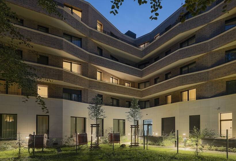 هتل Elisapart   Apartments Am Sommerschloss