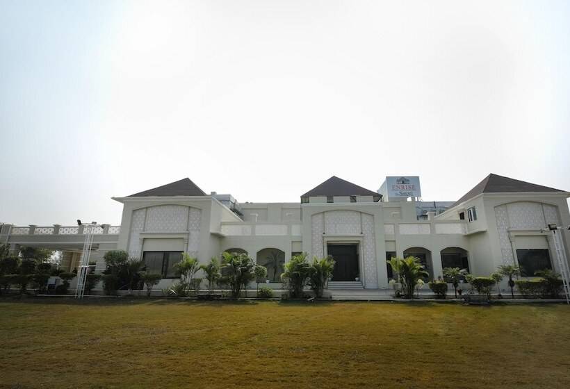 בית מלון כפרי Enrise By Sayaji Rewa