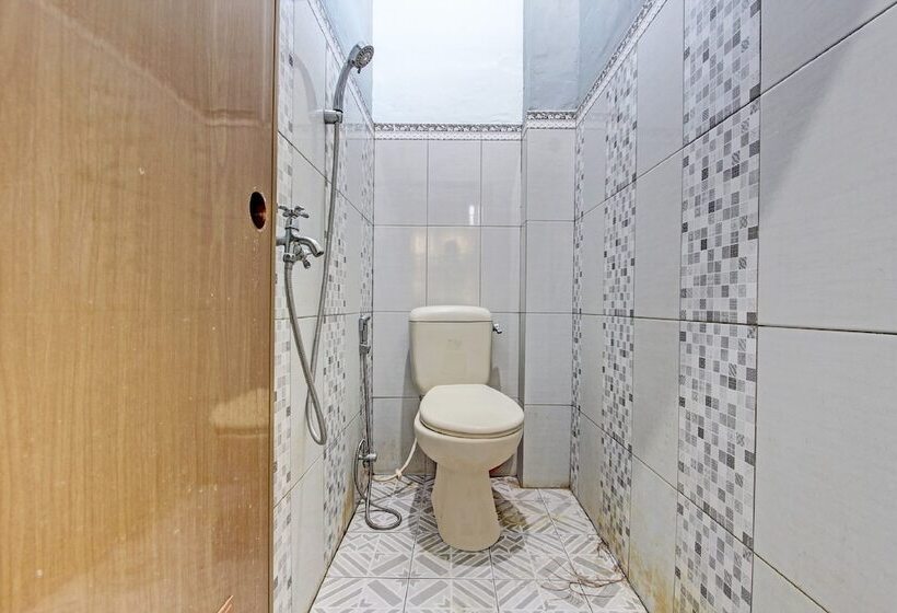 Отель Fariza House Syariah By Oyo