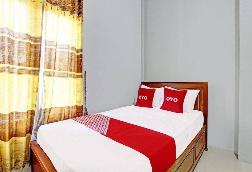 Отель Fariza House Syariah By Oyo