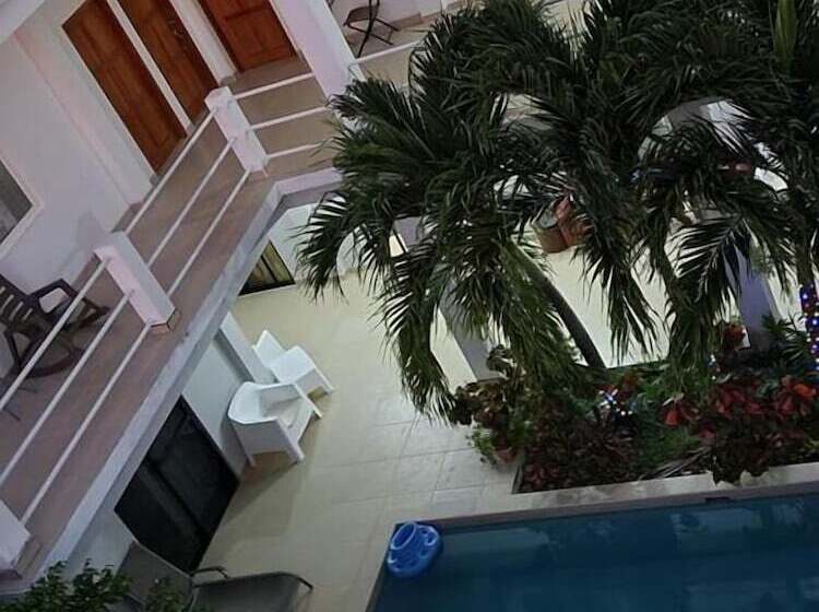 בית מלון כפרי Seremei Villas