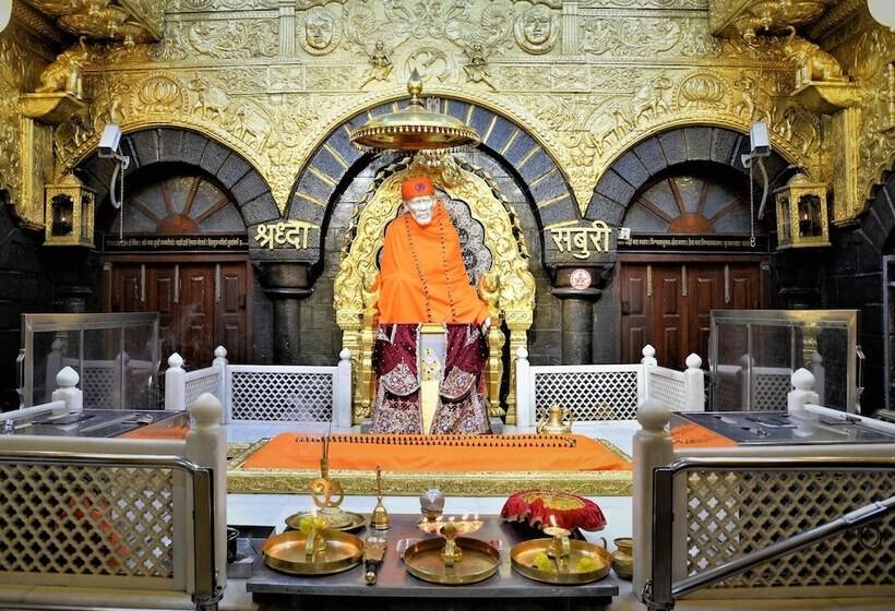 فندق Goradia Shirdi