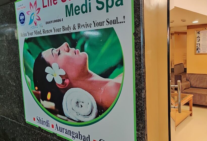 فندق Goradia Shirdi