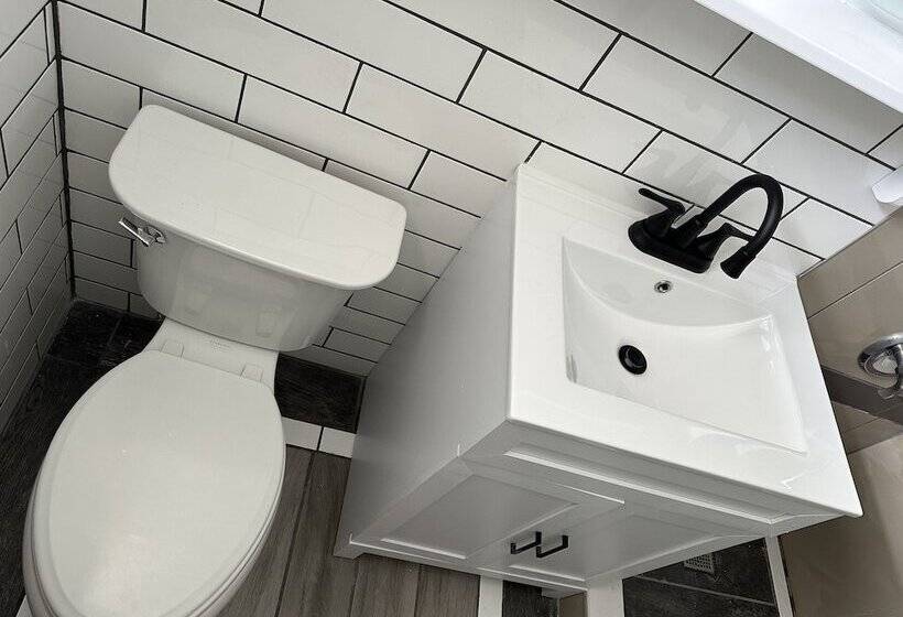 فندق Harborside Suites