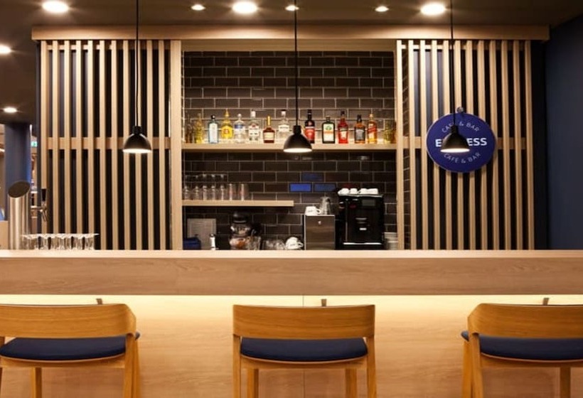 호텔 Holiday Inn Express Bochum, An Ihg