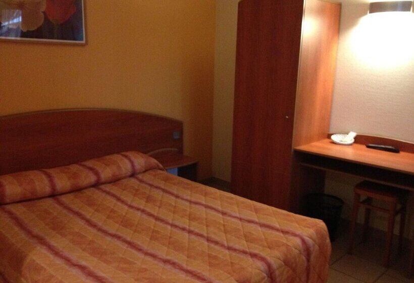 בית מלון כפרי Hôtel Les Paturelles Rest. La Pen Tière