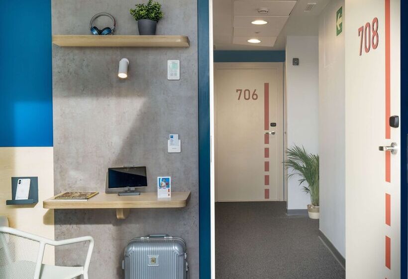 فندق Ibis Budget Valencia Centro Puerto