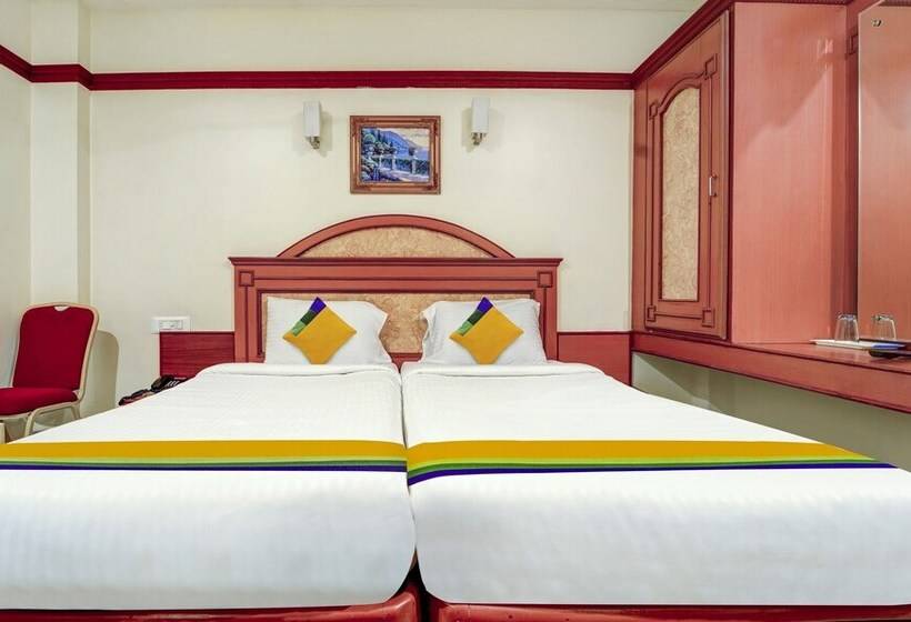 Itsy Hotels Coastal Grand Sathyam