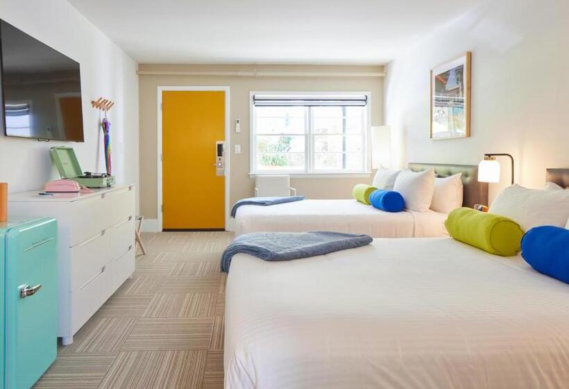 Little Mod Hotel At The University