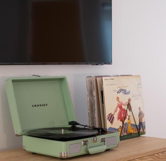 Little Mod Hotel At The University