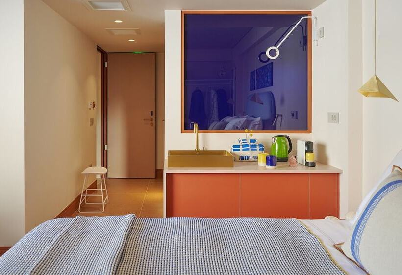 ホテル Loom Athens