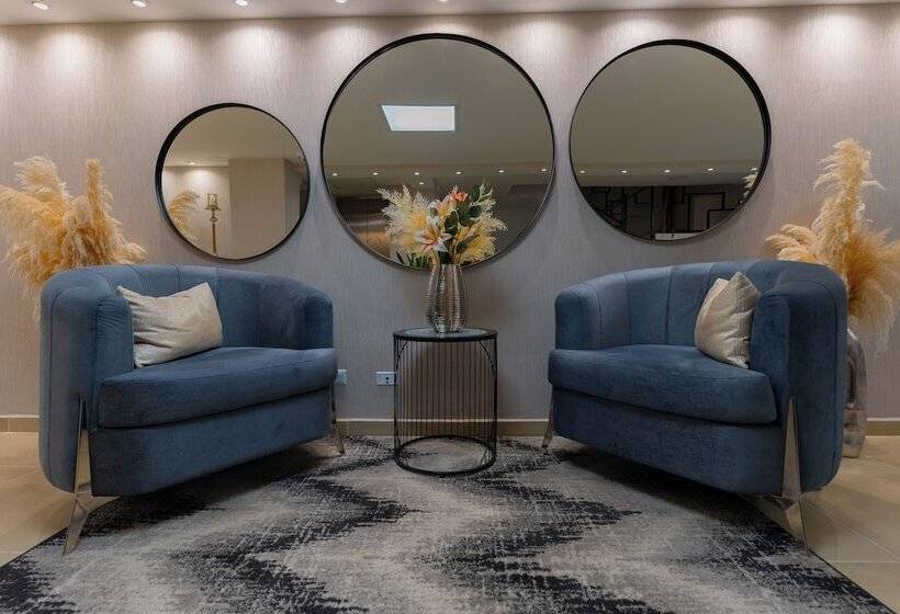 ホテル Luxury Suites Gema By Cadissa