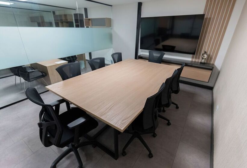 ホテル Luxury Suites Gema By Cadissa