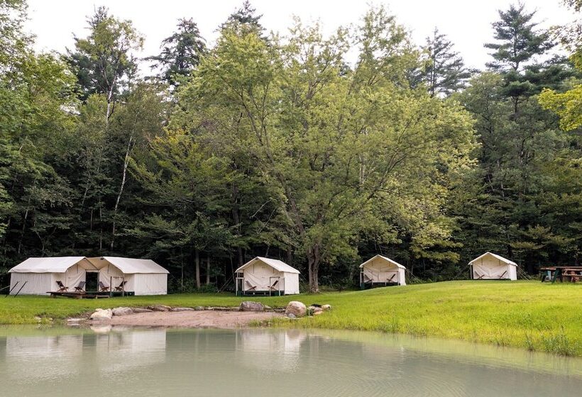 فندق Madbush Falls