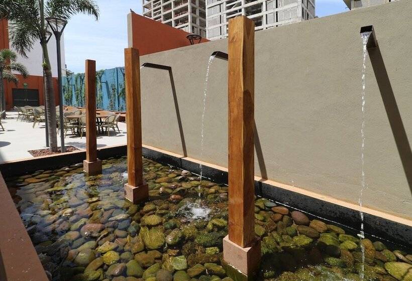 호텔 Culiacan Marriott