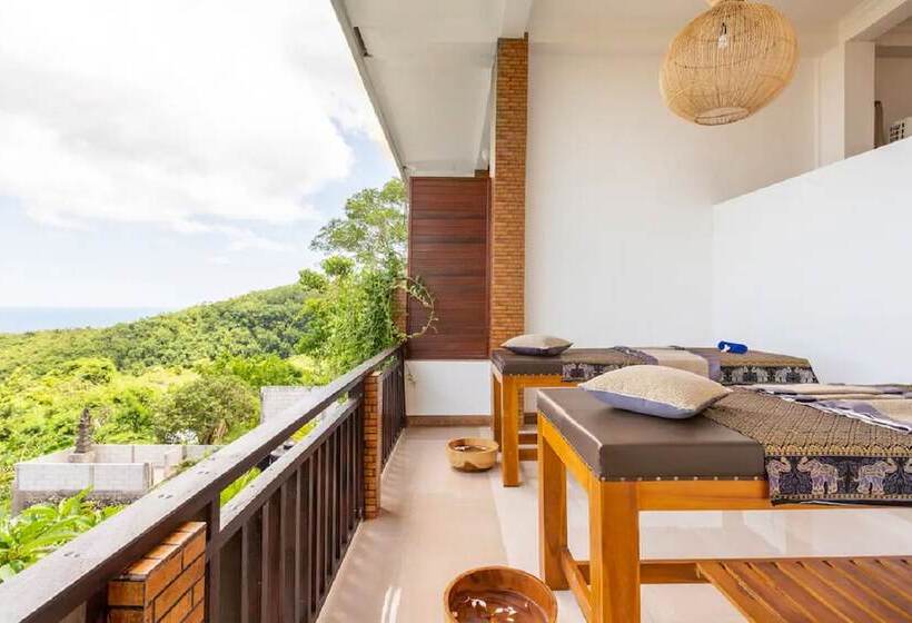 בית מלון כפרי Mere Sea View Resort & Spa Nusa Penida