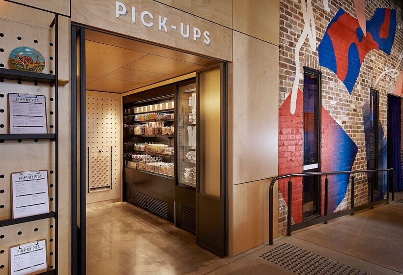 酒店 Moxy Sydney Airport