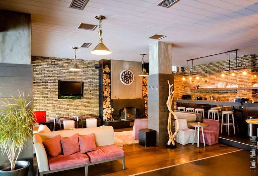 בית מלון כפרי Naoussa Mountain Resort