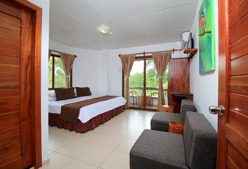 هتل Natura Gardens Galápagos