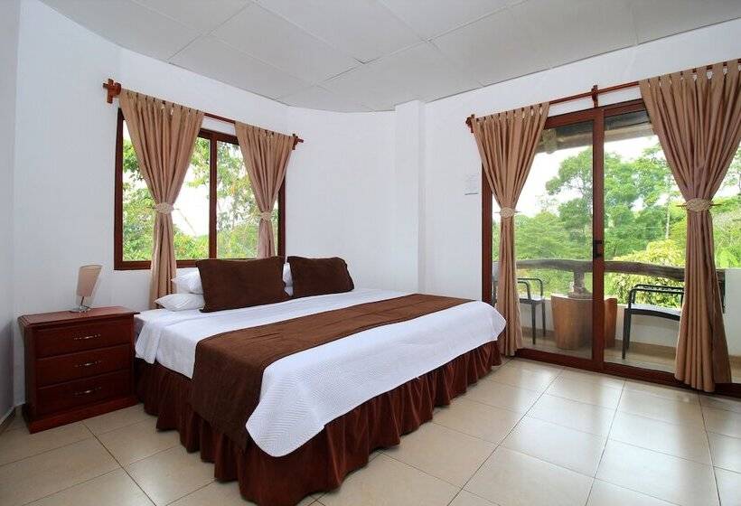 هتل Natura Gardens Galápagos