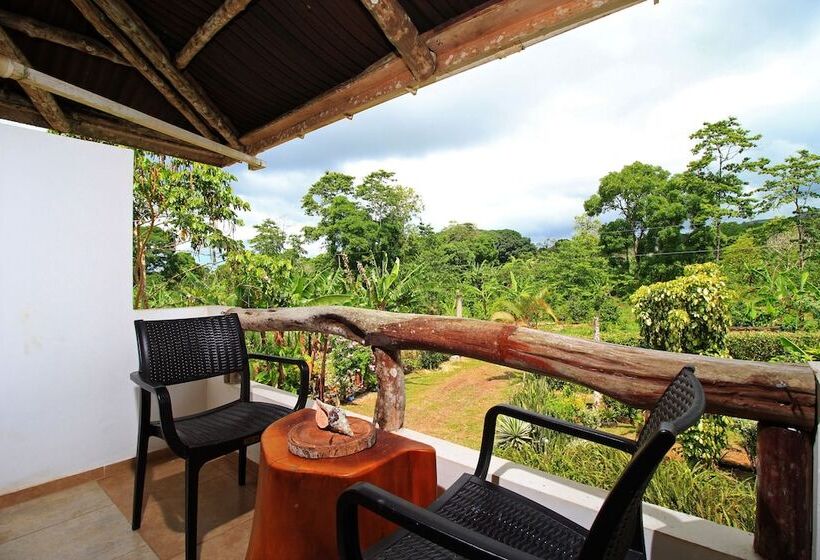 هتل Natura Gardens Galápagos