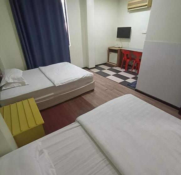 בית מלון כפרי Oriental