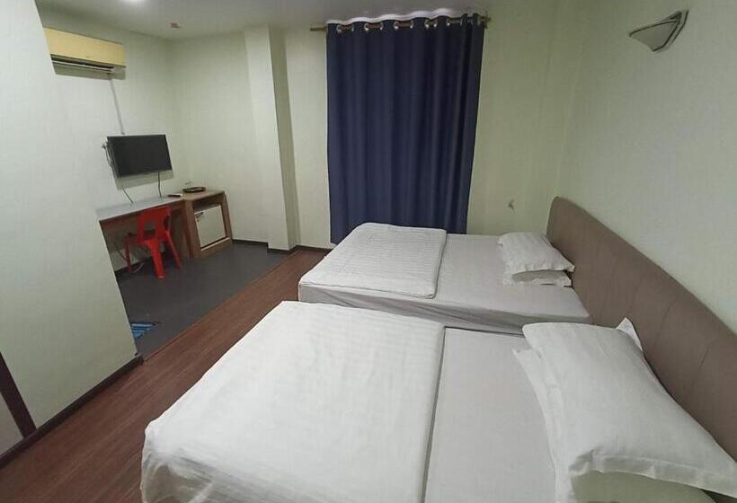 בית מלון כפרי Oriental