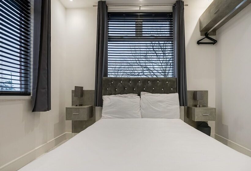 בית מלון כפרי Oyo Bellevue Apartments Middlesborough