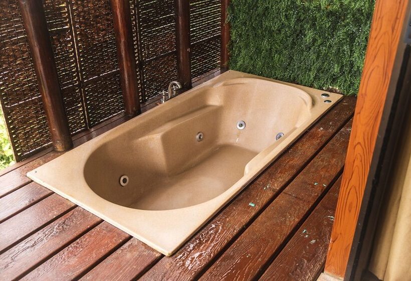 فندق Pacuare Mountain Lodge