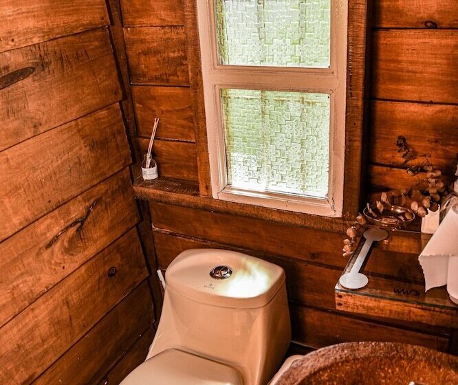 فندق Pacuare Mountain Lodge