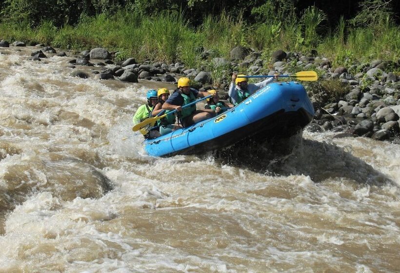 فندق Pacuare Mountain Lodge