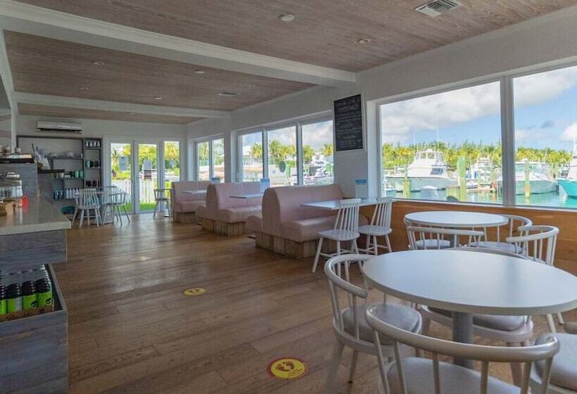 ホテル Palm Cay Beach Club & Marina