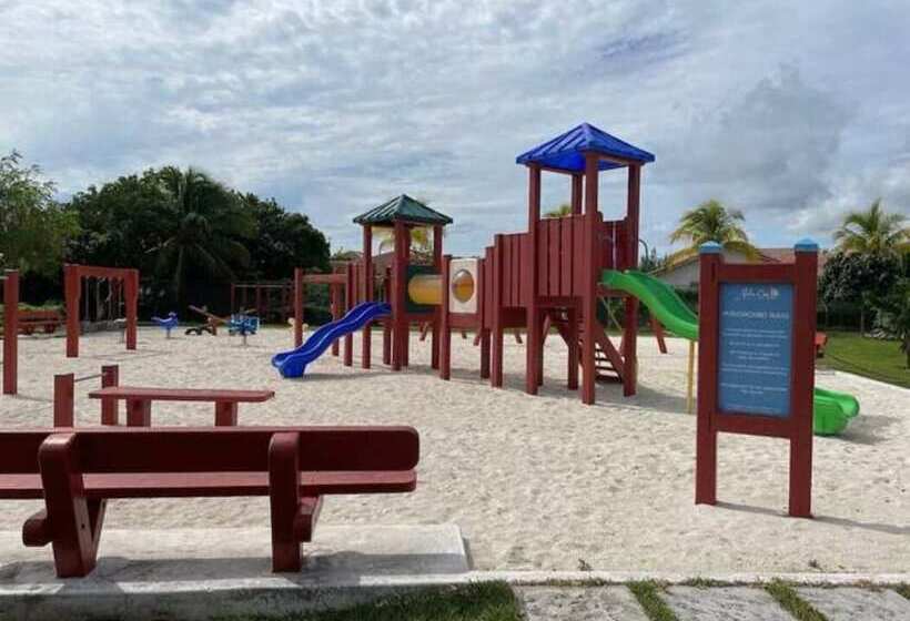 ホテル Palm Cay Beach Club & Marina