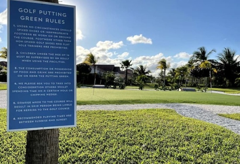 ホテル Palm Cay Beach Club & Marina