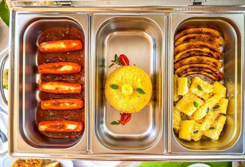 هتل Pousada Carmelitha