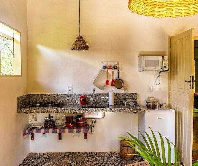 هتل Pousada Carmelitha