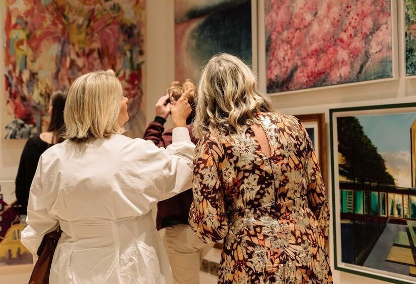 בית מלון כפרי Room2 Belfast Hometel