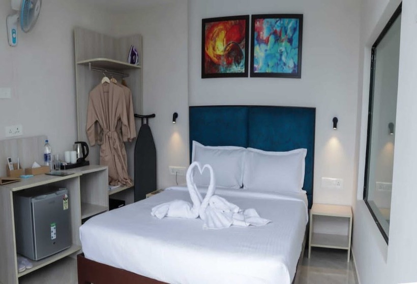 Отель Sandbanks Beach Resort