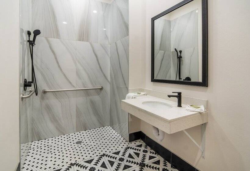 Отель Scottish Inns