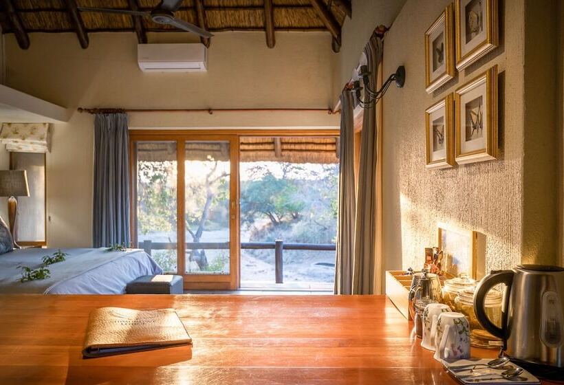 בית מלון כפרי Shimungwe Lodge