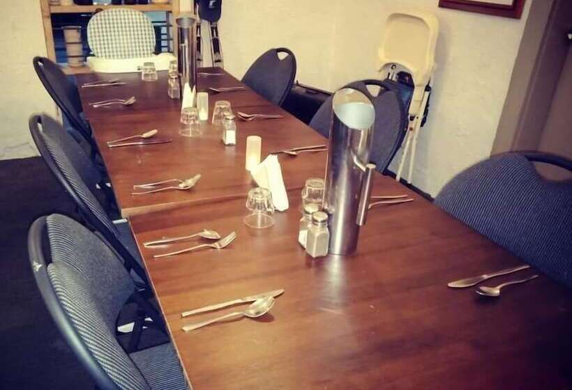 בית מלון כפרי Sponars Chalet