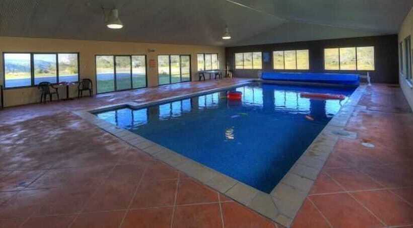 בית מלון כפרי Sponars Chalet