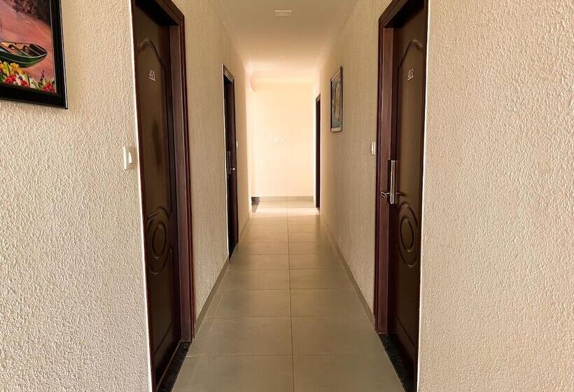 Отель Sterling Inn Near Bangalore International Airport