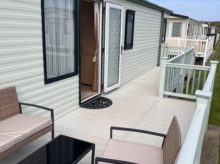 Отель Stunning 2 Bed Caravan In Skegness