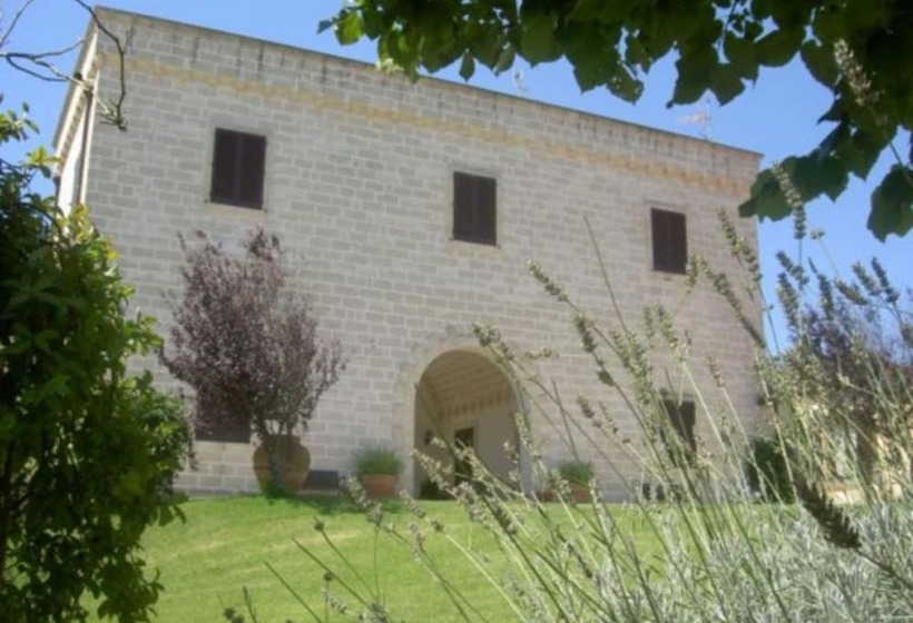 هتل Tenuta Santicuti