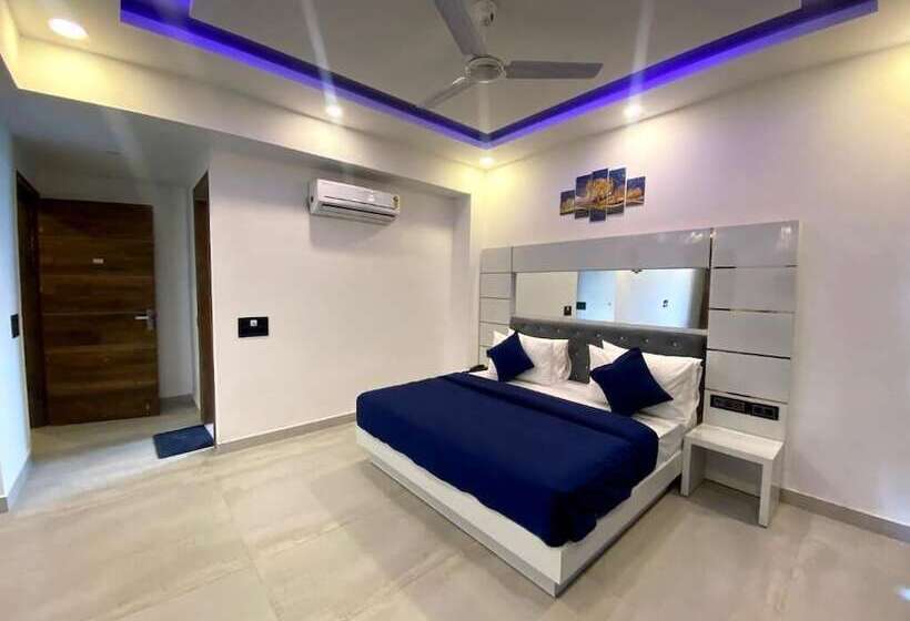 Metro Stay By F9 Hotels