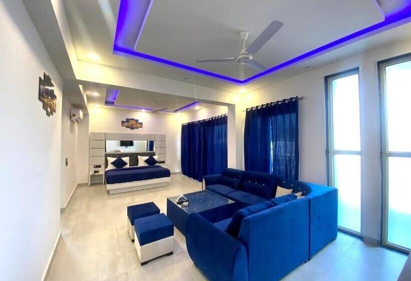 Metro Stay By F9 Hotels