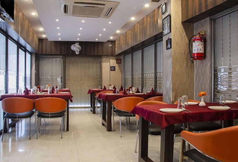 ホテル Treebo Trend Atithi Inn