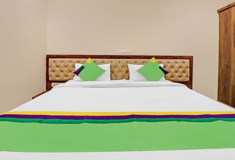 ホテル Treebo Krishnam Boutique