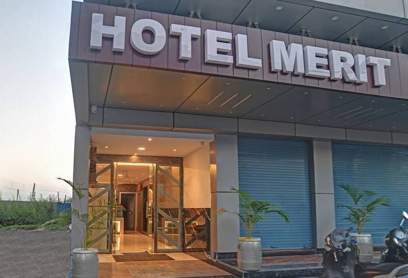 Отель Treebo Merit